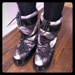 Burberry Novacheck Ski Moon Boot